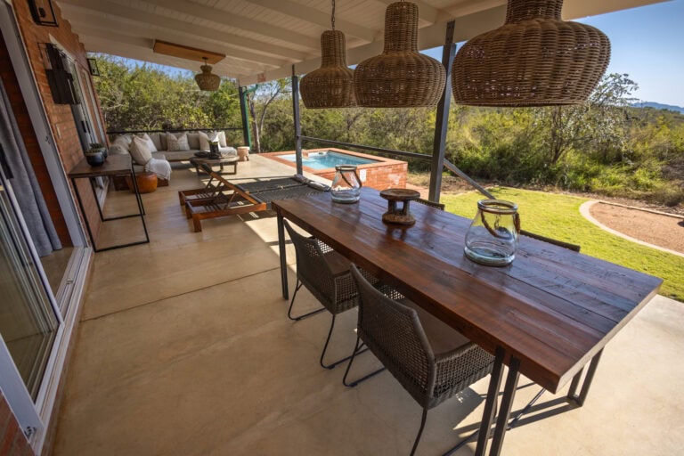 Nare Villa