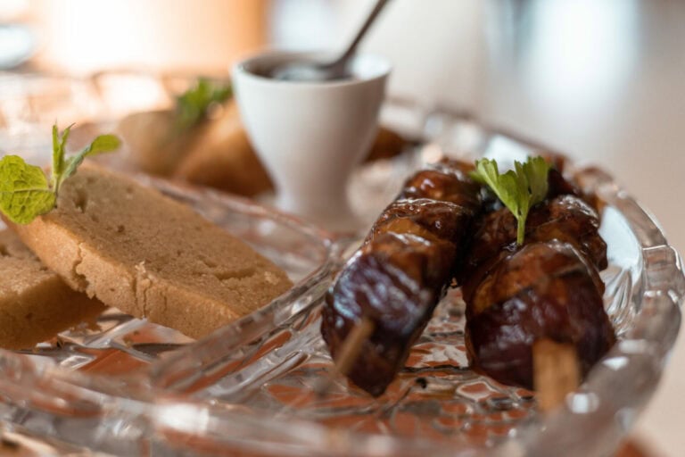 Rockfig Lodge Tau Food