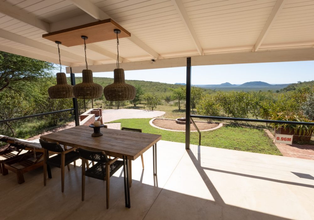 Tsukhudu Villa Outside