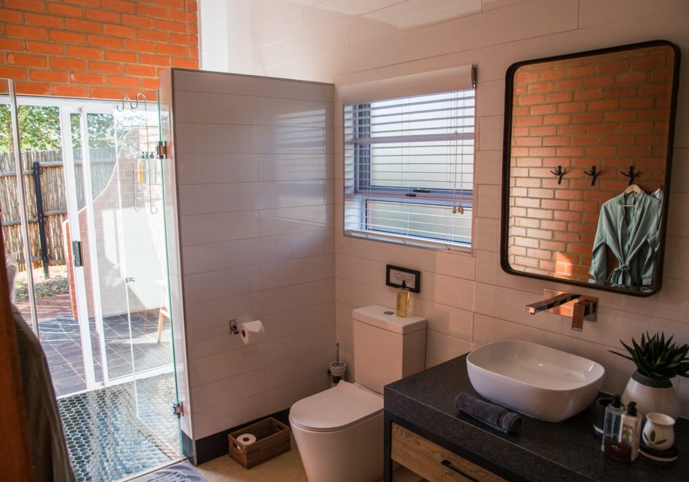 Tlou Villa Bathroom